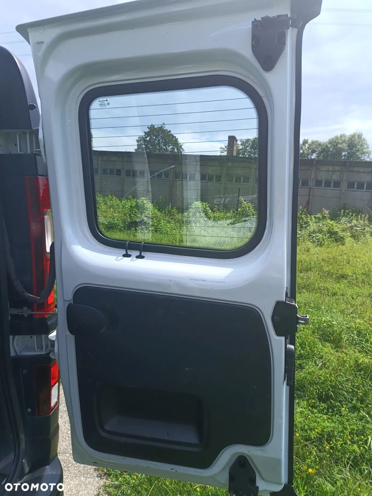Renault Trafic - 20
