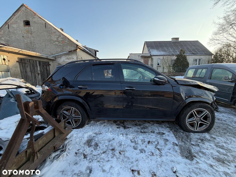 Mercedes-Benz GLE 250 d 9G-TRONIC AMG Line - 6