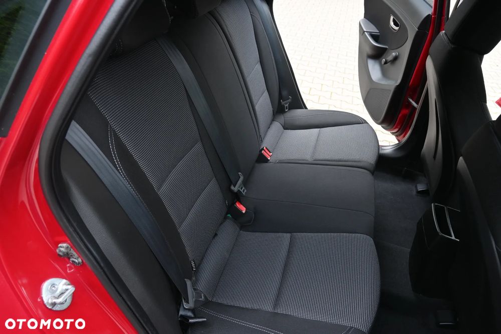 Hyundai i30 1.4 Comfort - 36