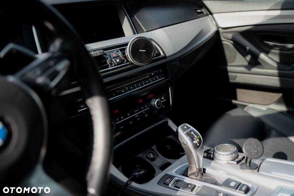 BMW Seria 5 535d xDrive - 9