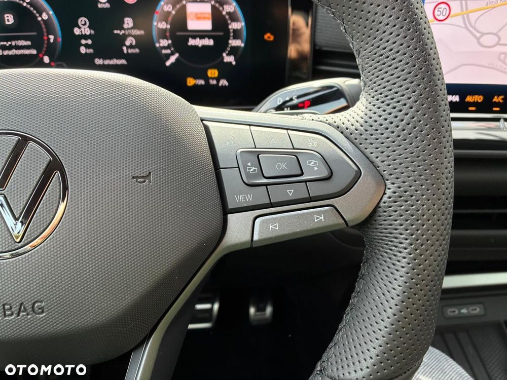 Volkswagen T-Roc - 11