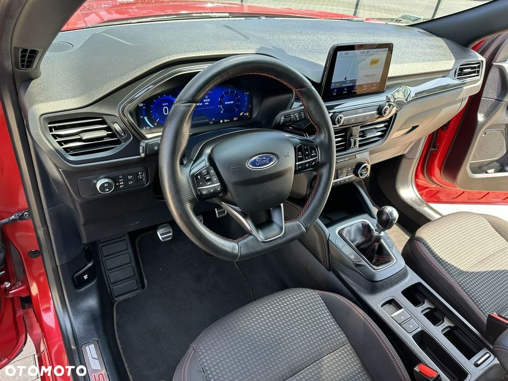 Ford Kuga 1.5 EcoBoost ST-LINE - 10