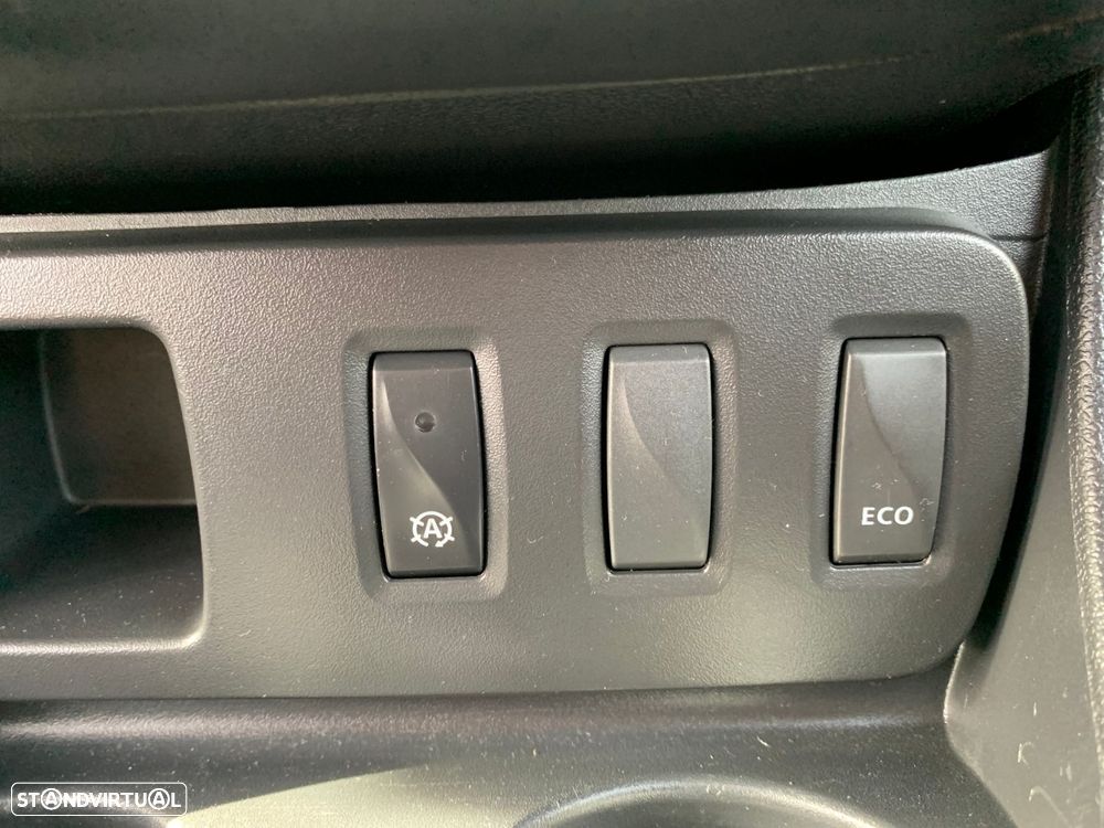 Dacia Duster 1.5 dCi SL Urban Explorer - 37