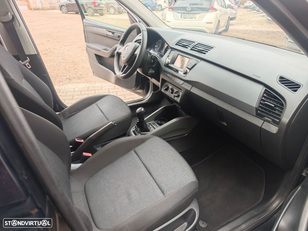 Skoda Fabia 1.0 Active - 9
