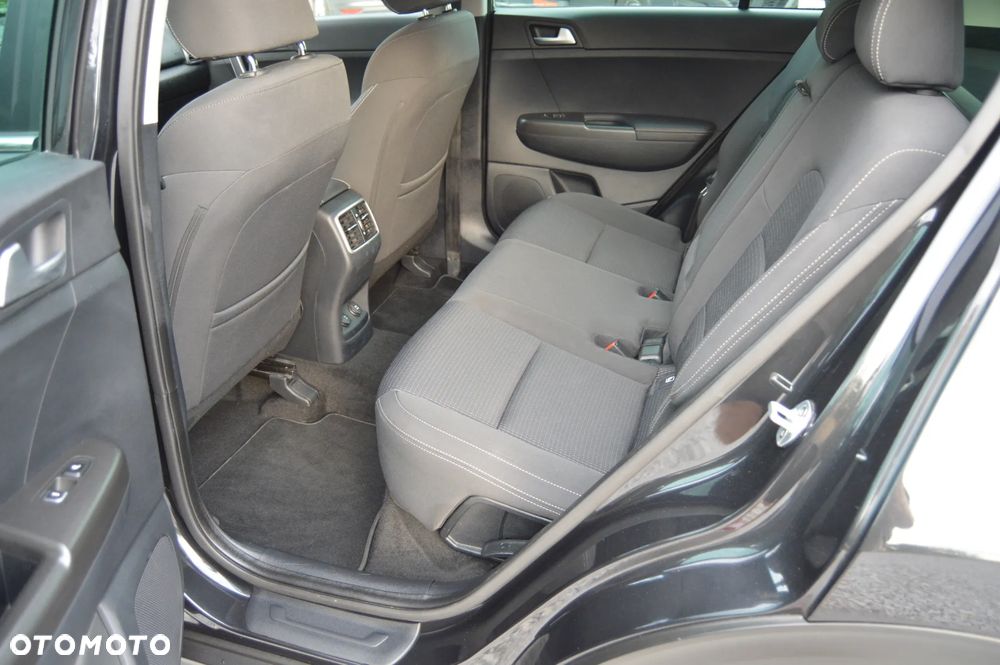 Kia Sportage 1.6 GDI L Business Line Plus 2WD - 31