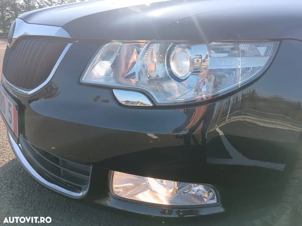 Skoda Superb 2.0 TDI Elegance - 35