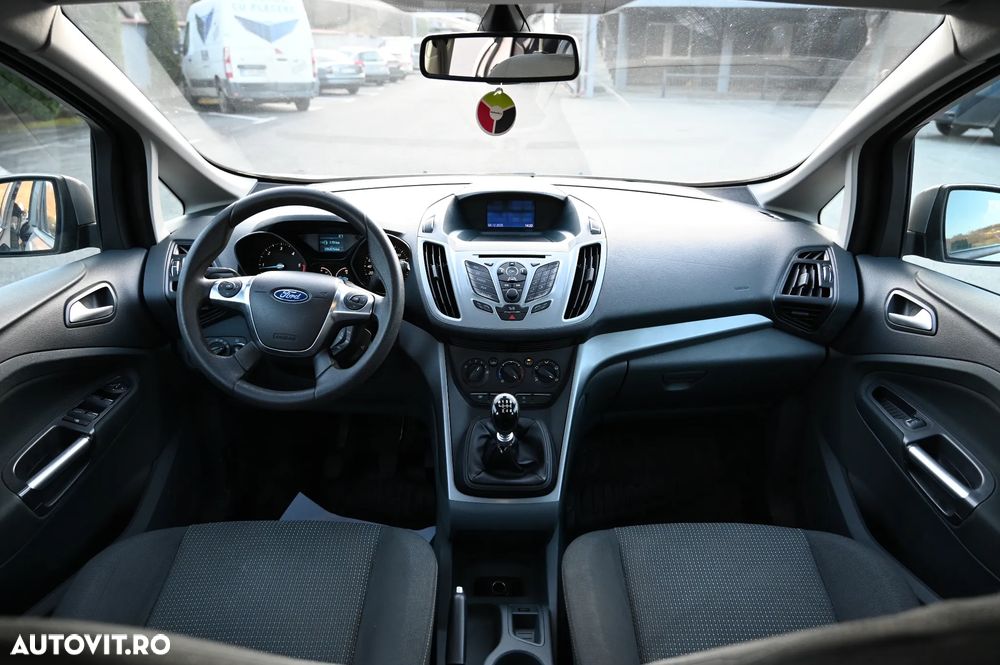 Ford Grand C-Max - 13