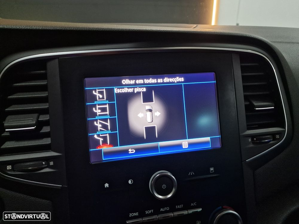 Renault Mégane Sport Tourer 1.6 dCi GT Line - 24