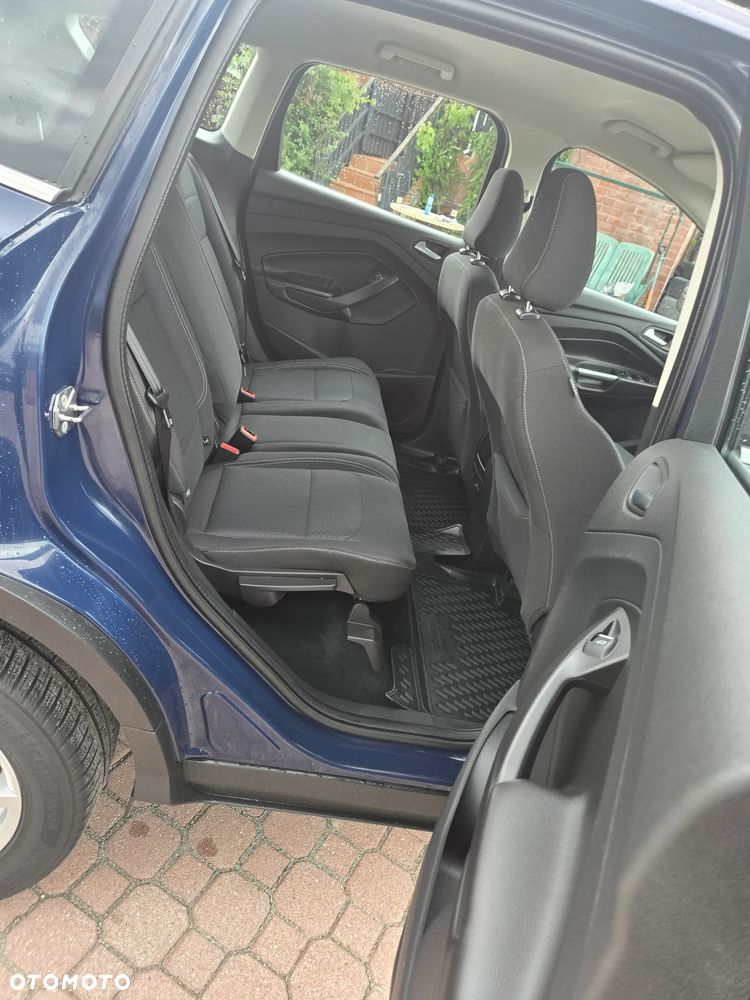 Ford Kuga 1.5 EcoBoost 2x4 Cool & Connect - 14