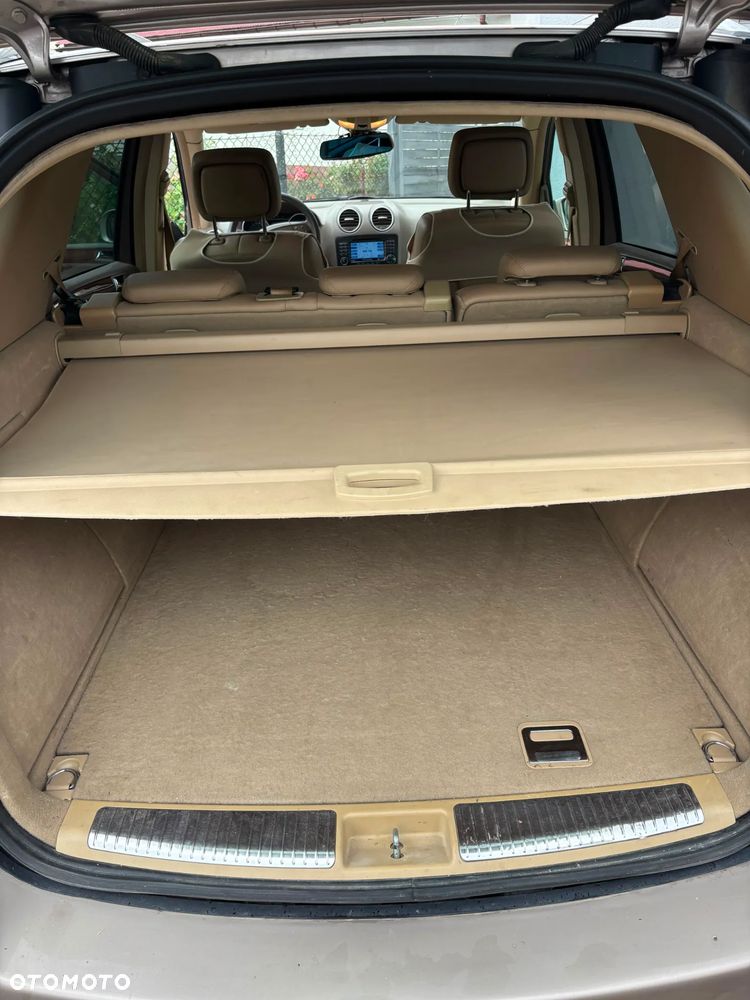 Mercedes-Benz ML 350 4-Matic - 16
