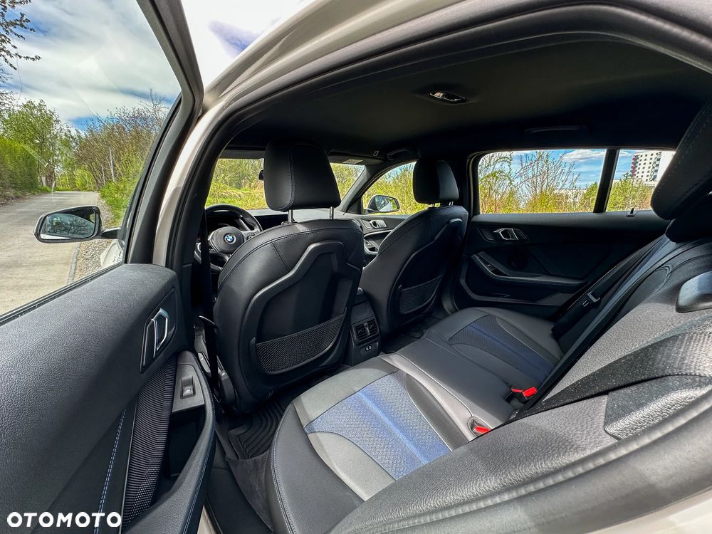 BMW Seria 1 118i M Sport - 16