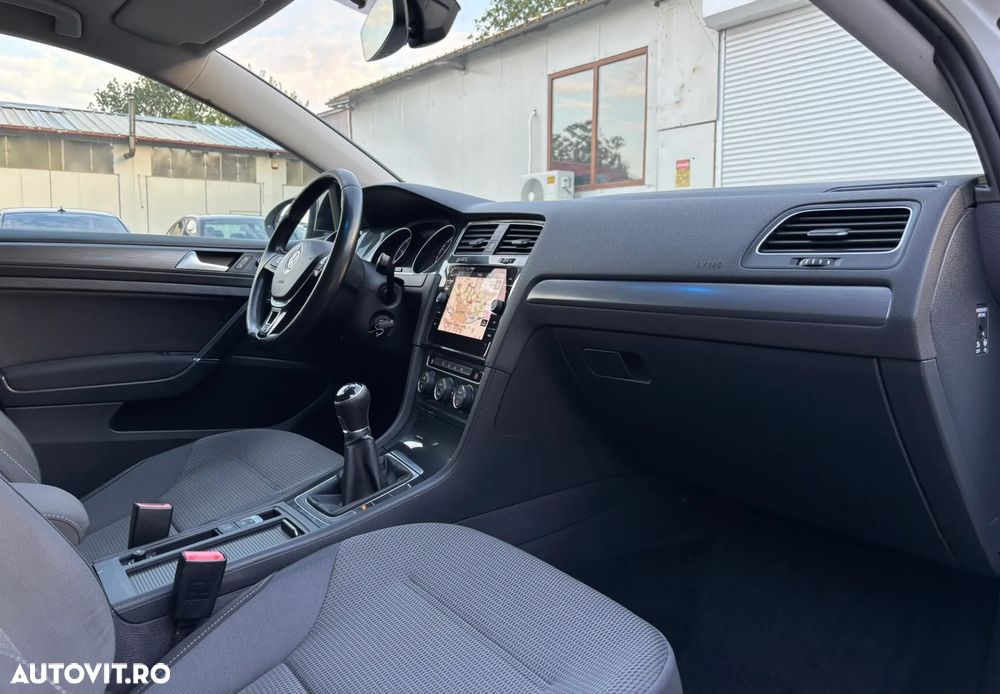 Volkswagen Golf 1.4 TSI Comfortline - 24