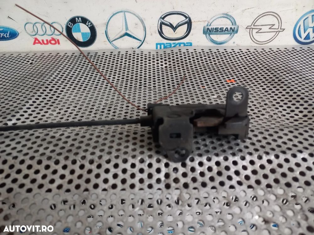 Incuietori Incuietoare Broasca Capota Mercedes C Class W204 An 2007-2008-2009-2010-2011-2012-2013-2 - 2