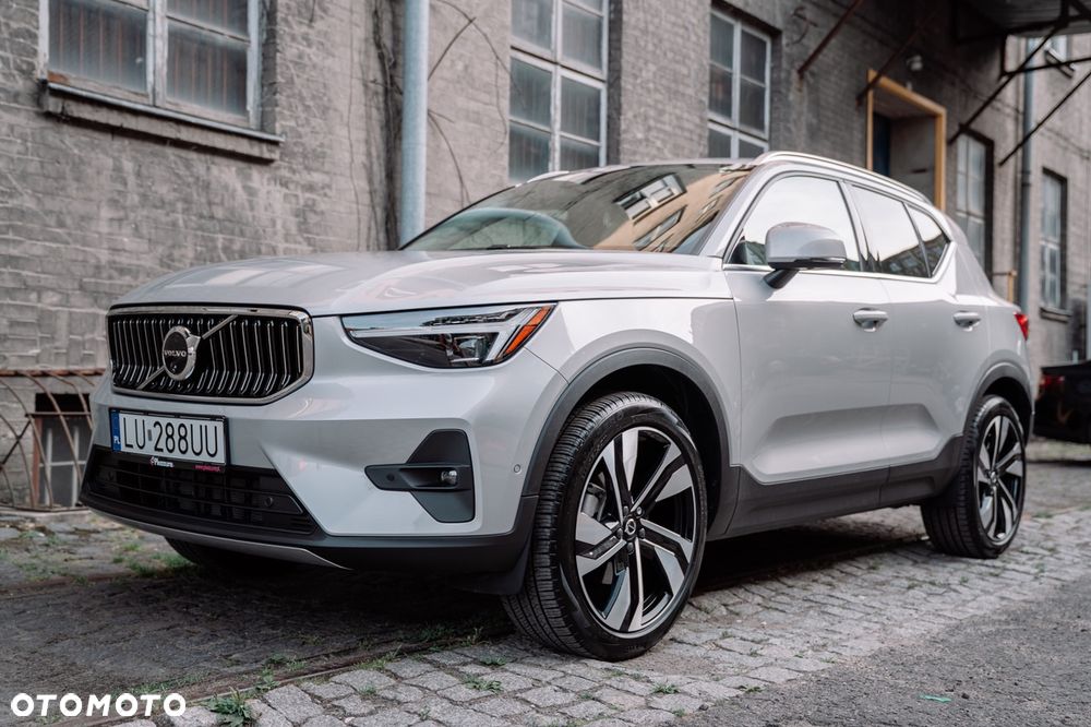 Volvo XC 40 B5 AWD Ultimate Bright - 4