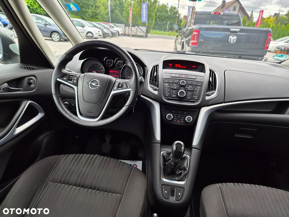 Opel Zafira - 8