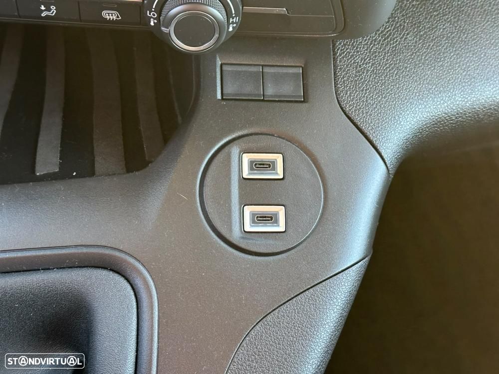 Toyota Proace City 1.5D 3Lug. Frente Nova 100cv - 21