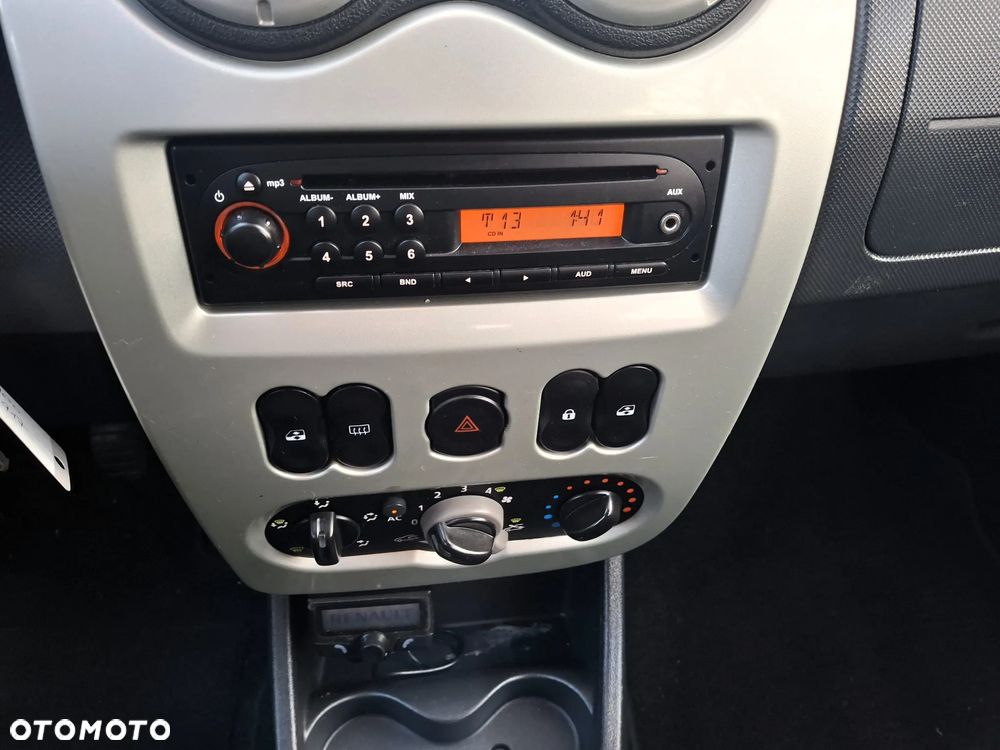 Dacia Sandero 1.6 MPI Laureate - 21