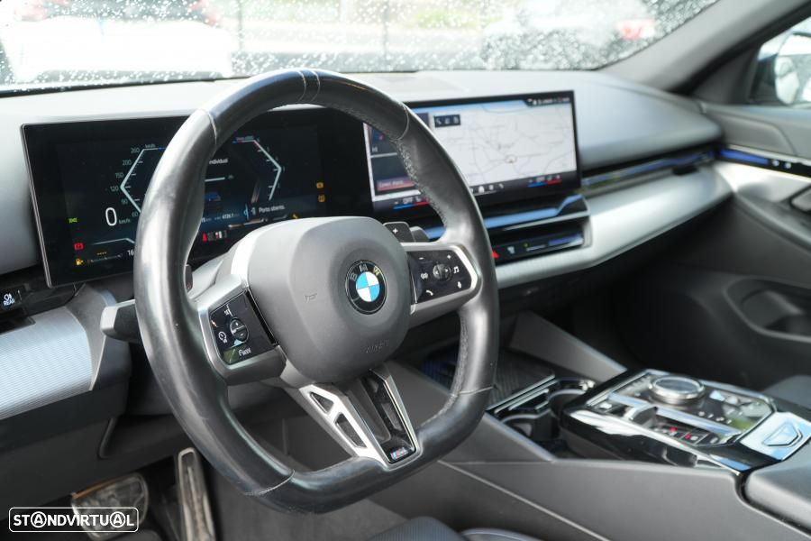 BMW 520 d Pack Desportivo M Auto - 14