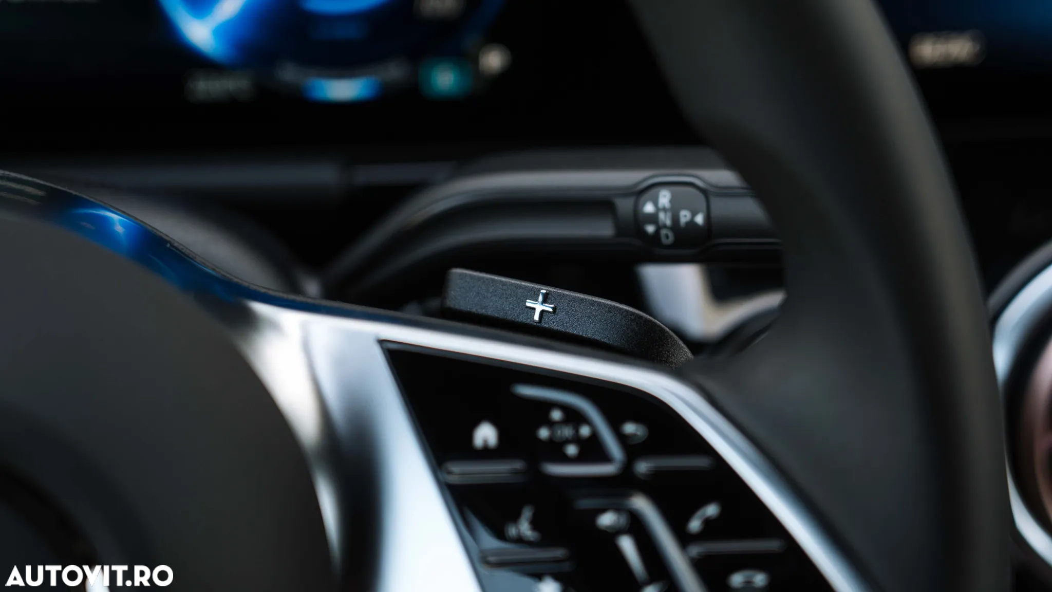 Mercedes-Benz EQA 250+ Electric Art - 12