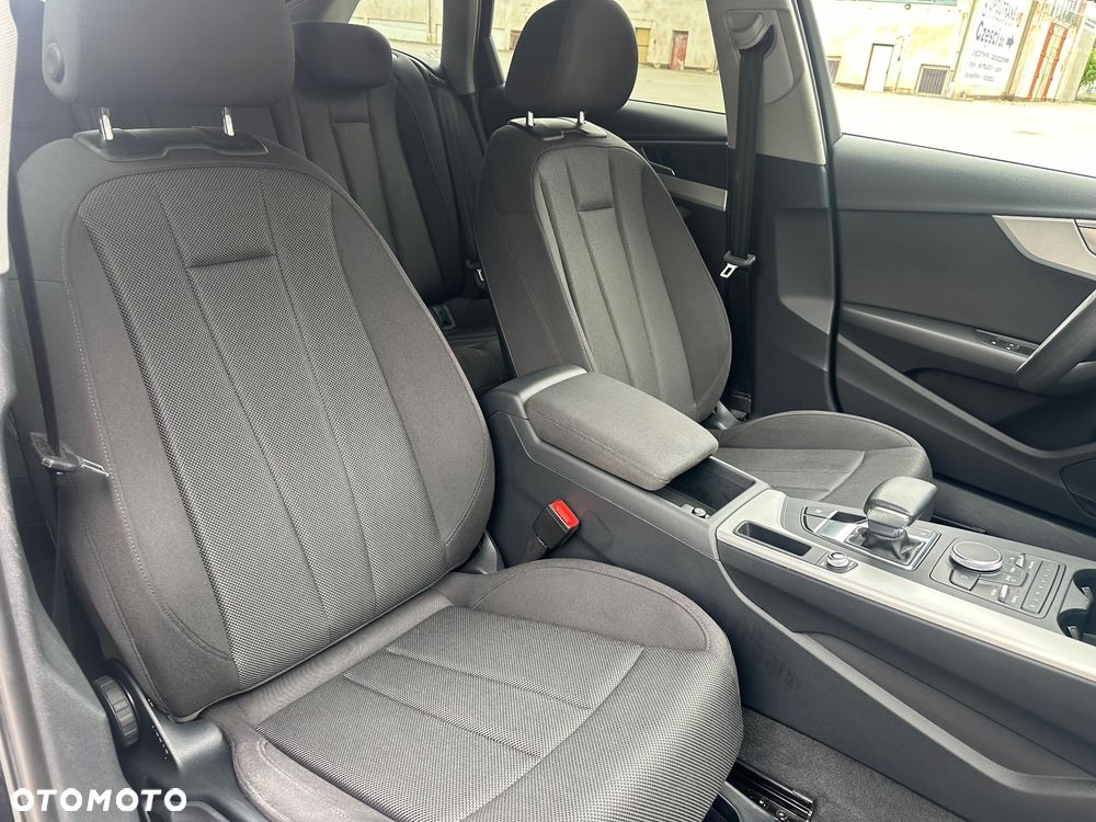 Audi A4 Avant - 25