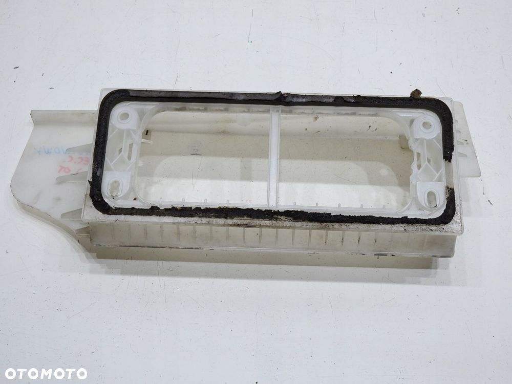 OBUDOWA FILTRA KABINOWEGO OPEL VECTRA C - 6