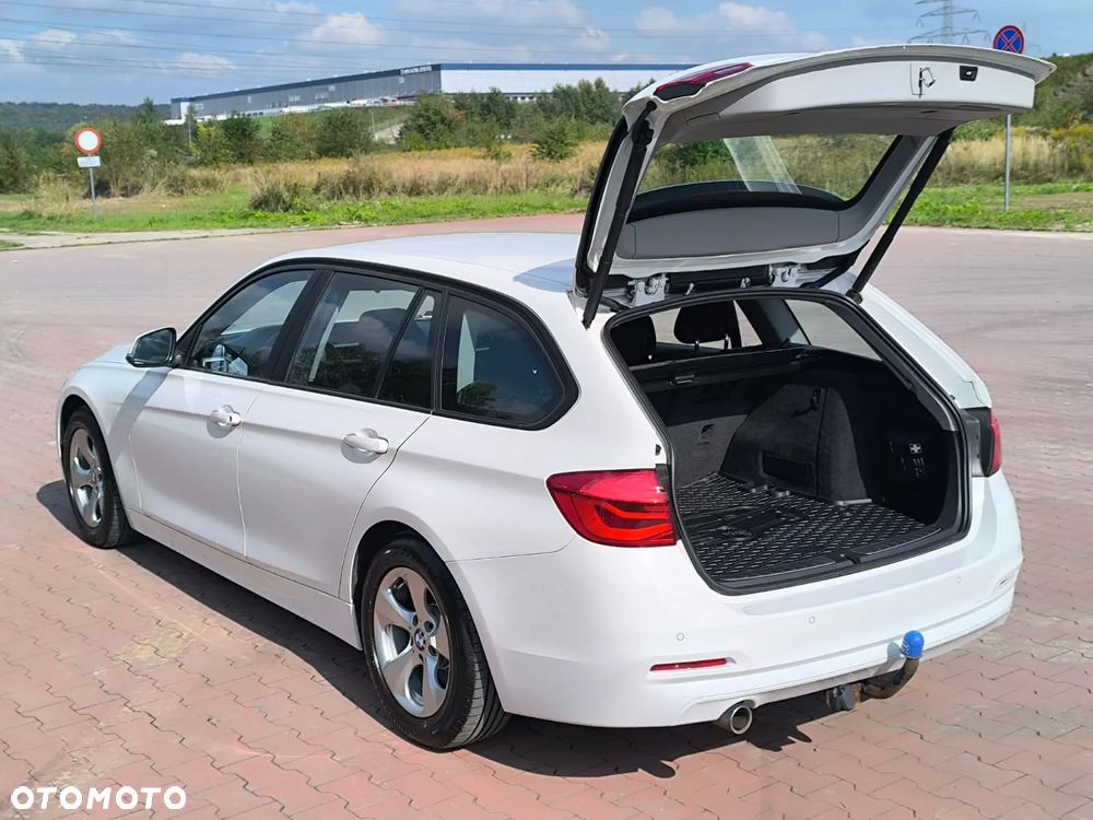 BMW Seria 3 - 8