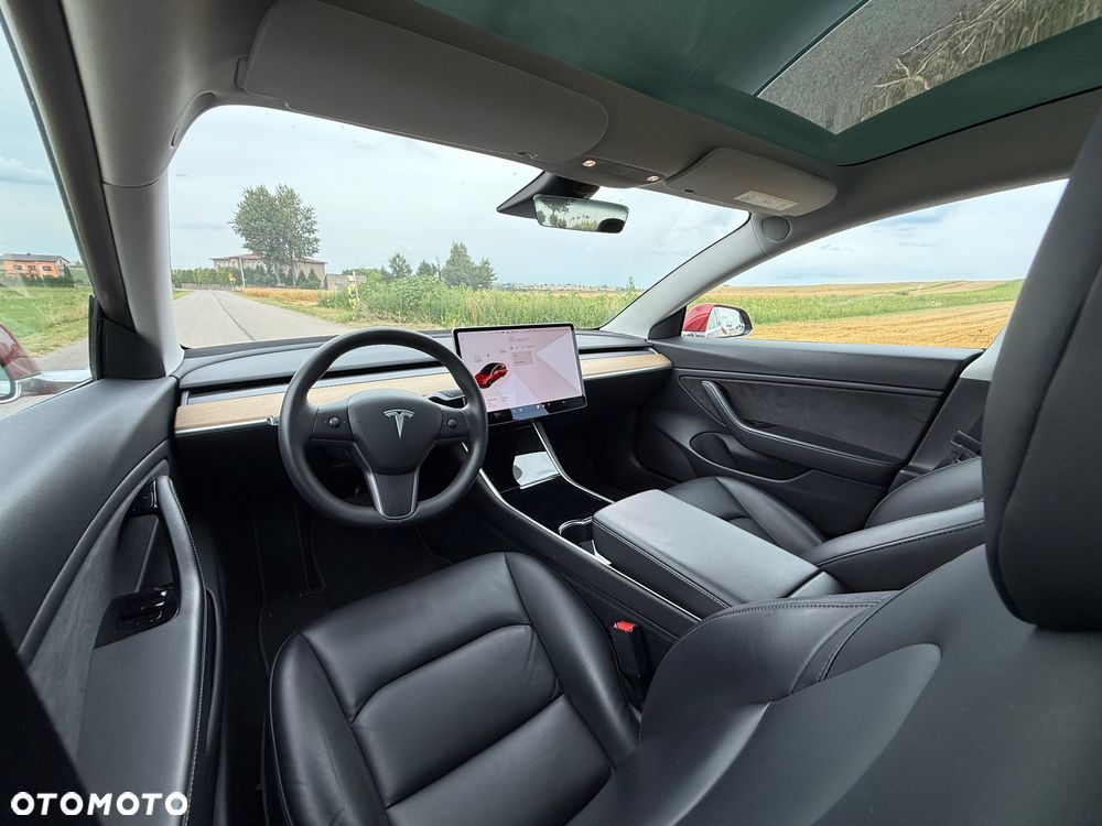 Tesla Model 3 Langstreckenbatterie Allradantrieb Dual Motor - 16