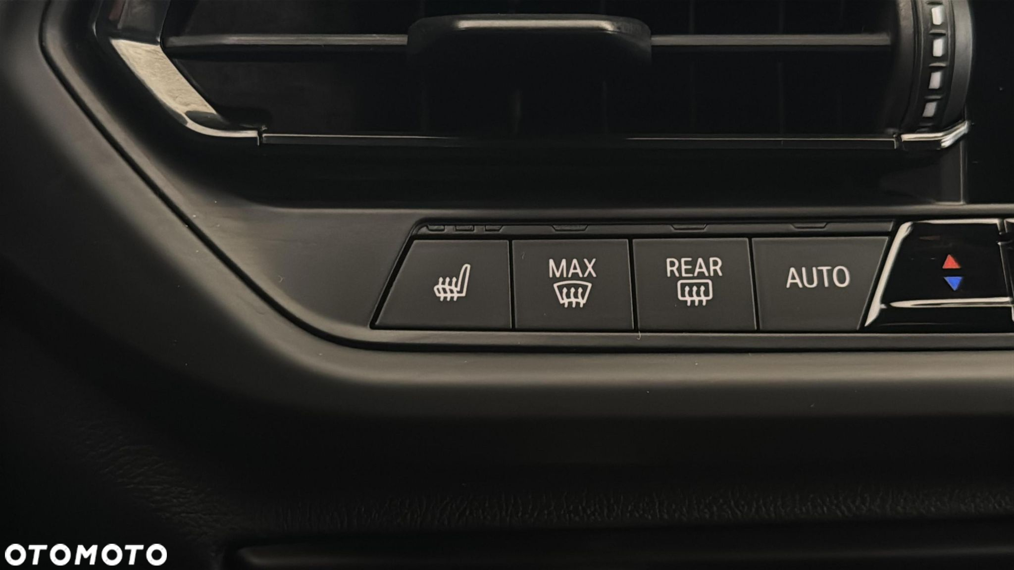 BMW Seria 1 118i - 33