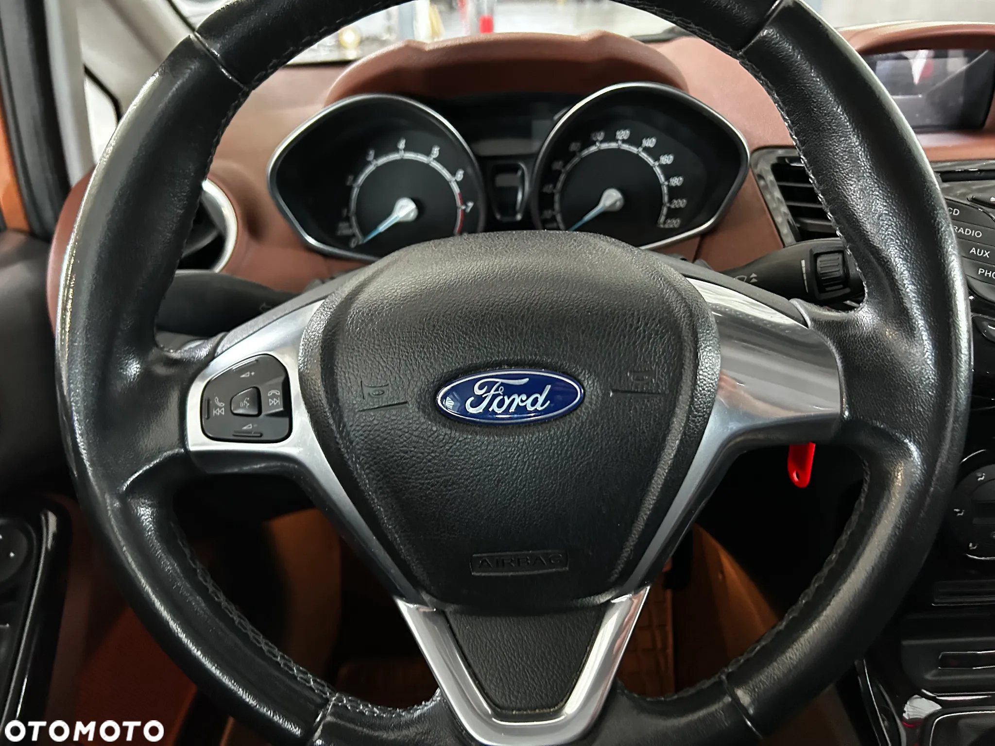 Ford Fiesta 1.0 EcoBoost Titanium - 16