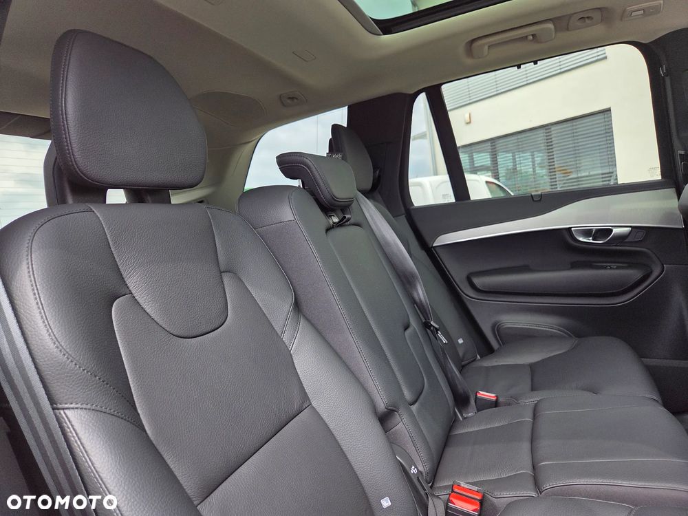 Volvo XC 90 B5 D AWD Plus Bright - 18