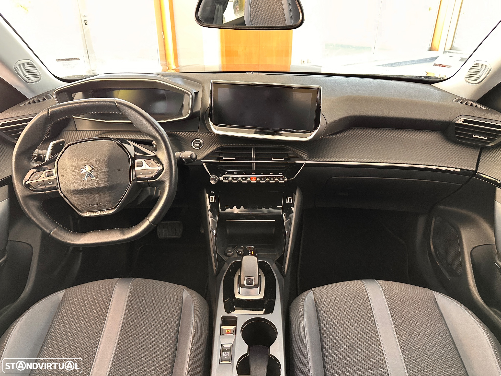 Peugeot 2008 PureTech 130 EAT8 Allure - 6