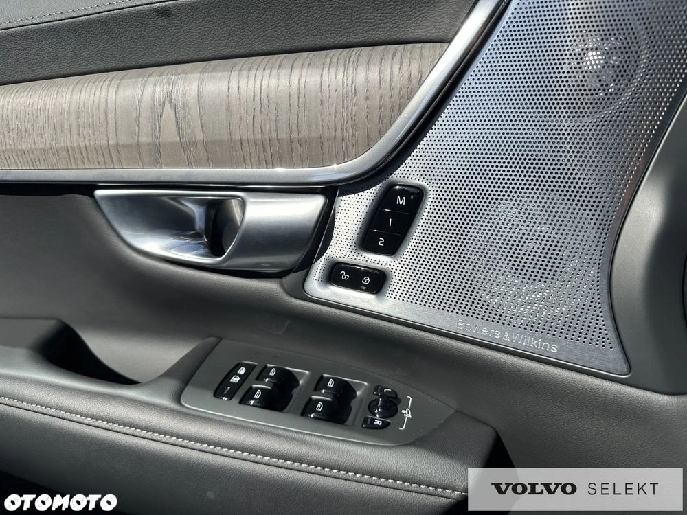Volvo V90 Cross Country B5 B AWD Ultimate - 22