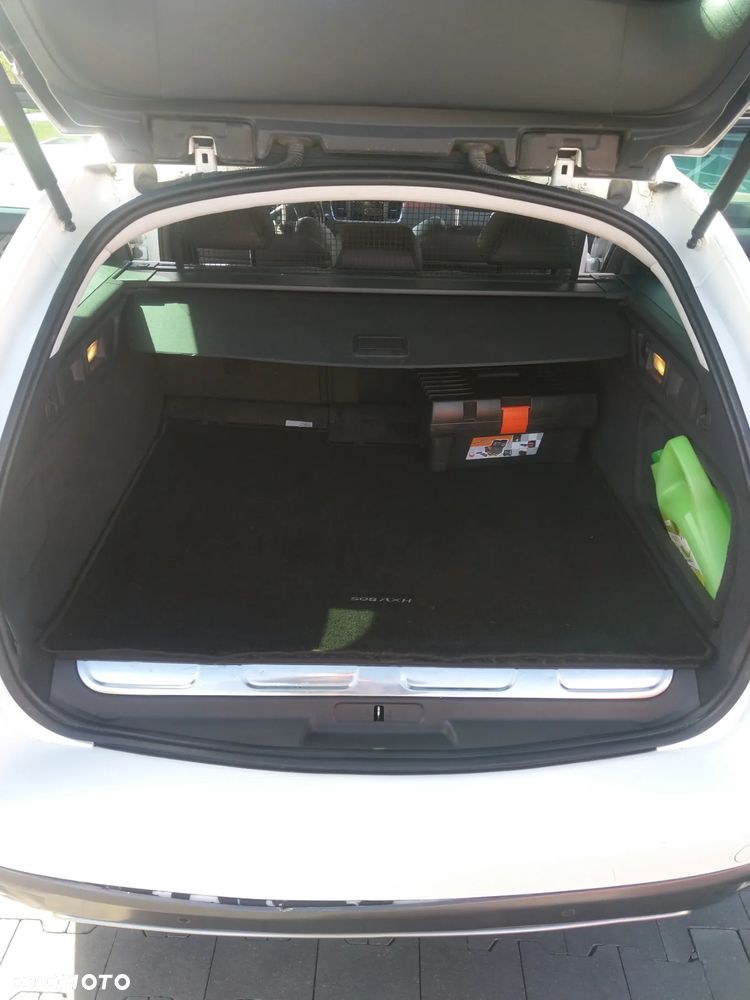 Peugeot 508 RXH 2.0 HDi HYbrid4 - 20
