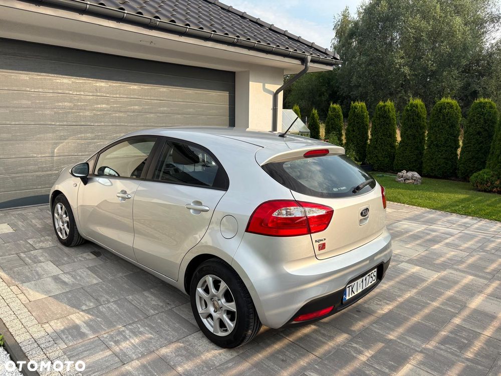 Kia Rio 1.2 M - 7