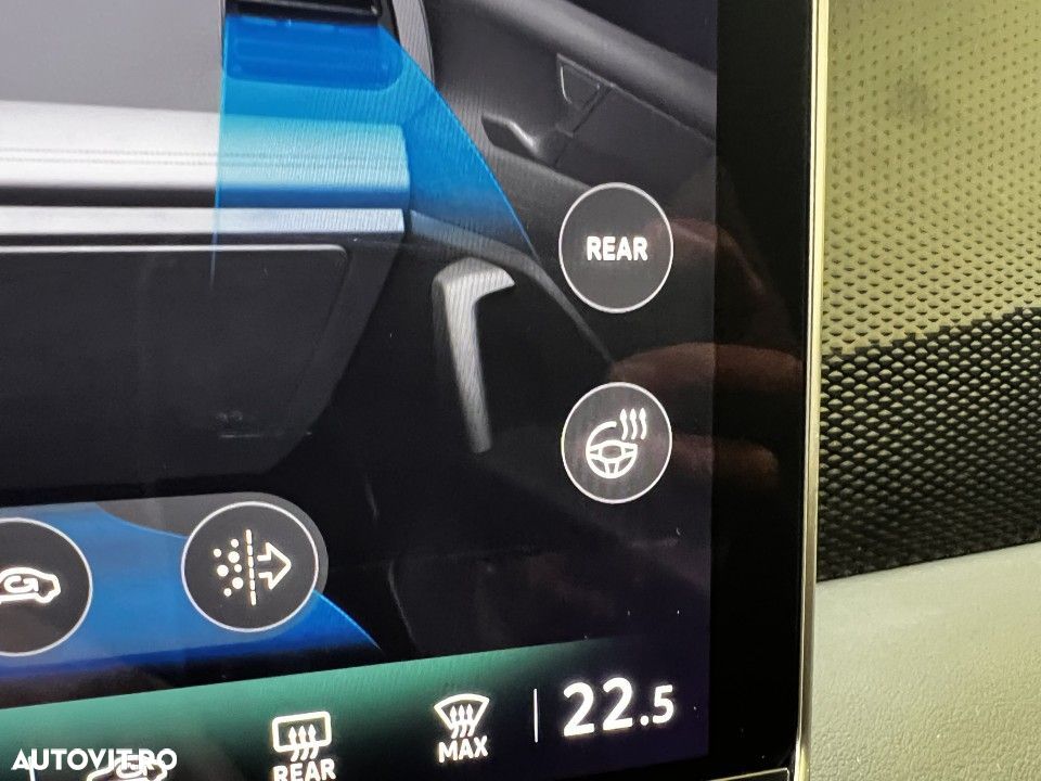 Volkswagen Tiguan - 25