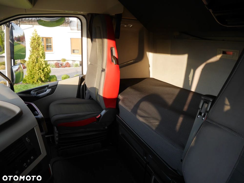 Volvo FH 500KM STANDARD/ EURO-6/KLIMA POSTOJOWA/Stan Idealny - 14