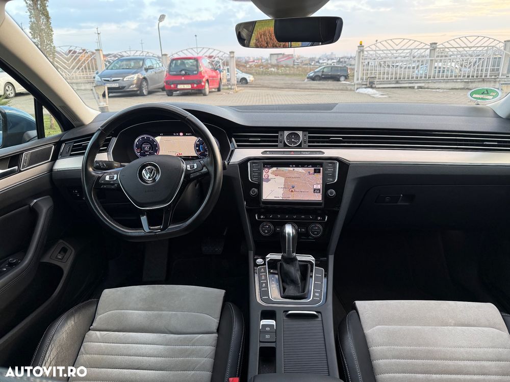 Volkswagen Passat - 3