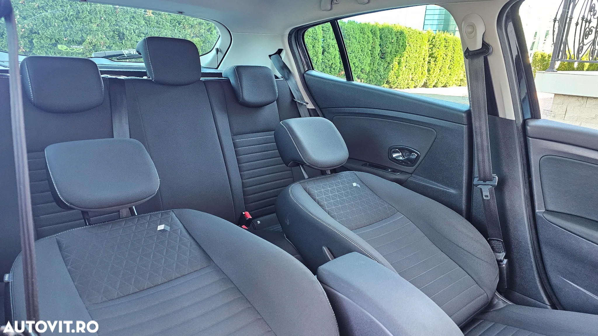 Renault Megane ENERGY TCe 115 Start & Stop LIMITED - 13