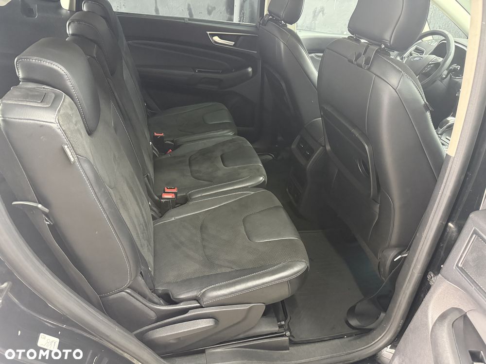 Ford S-Max 2.0 TDCi 4WD Titanium PowerShift - 26