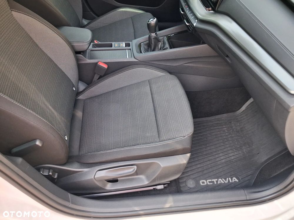 Skoda Octavia 1.0 TSI Ambition - 12