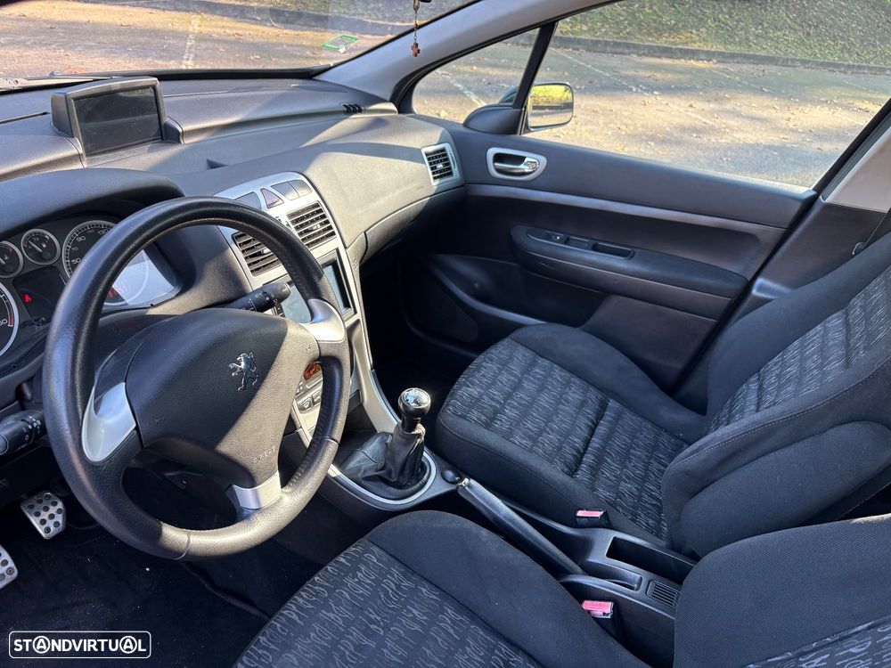 Peugeot 307 1.6 HDi Premium - 9