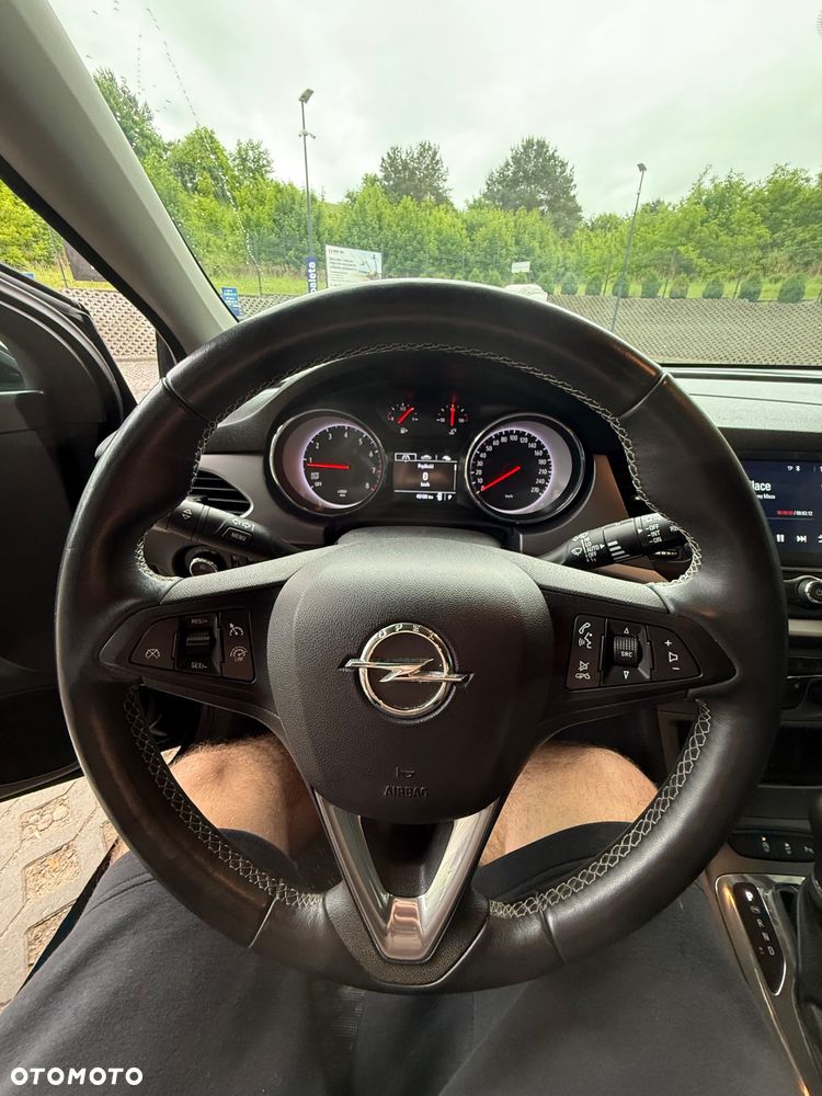 Opel Astra 1.4 T Dynamic S&S - 9