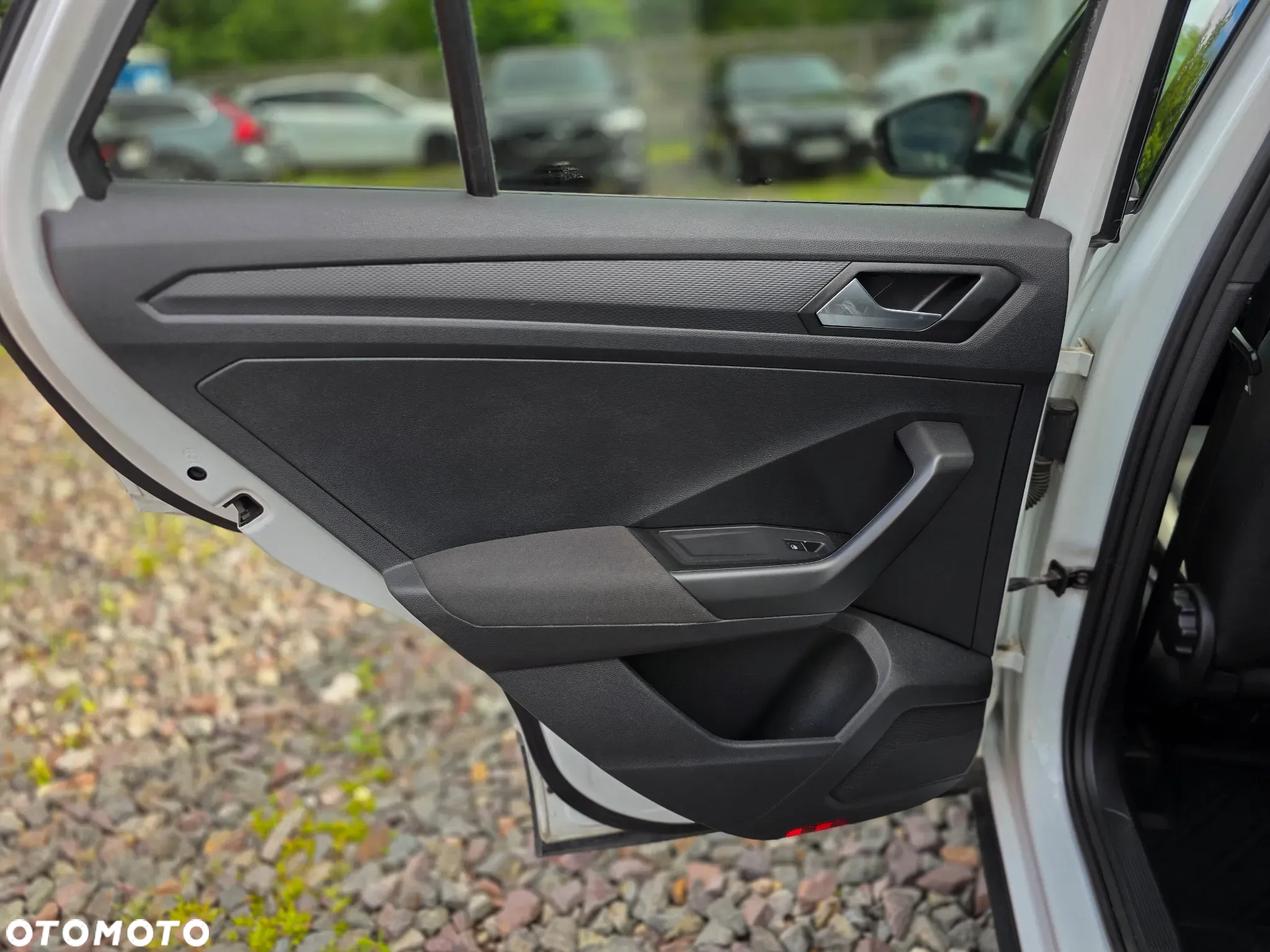 Volkswagen T-Roc 2.0 TDI SCR DPF Premium - 27