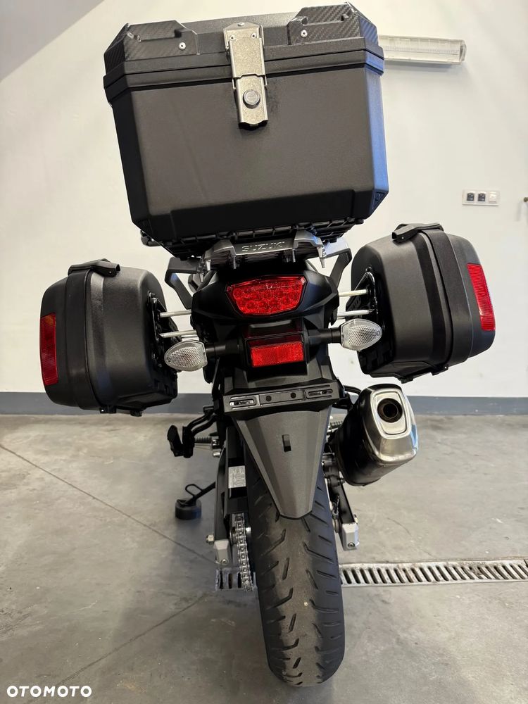 Suzuki V-STROM - 40