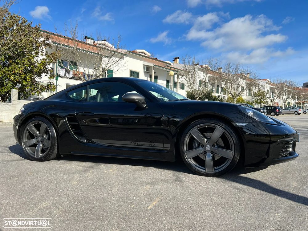 Porsche 718 Cayman T - 3