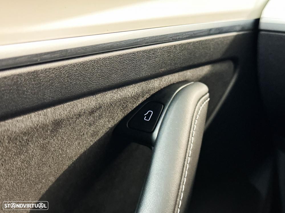 Tesla Model 3 Performance Dual Motor AWD - 46