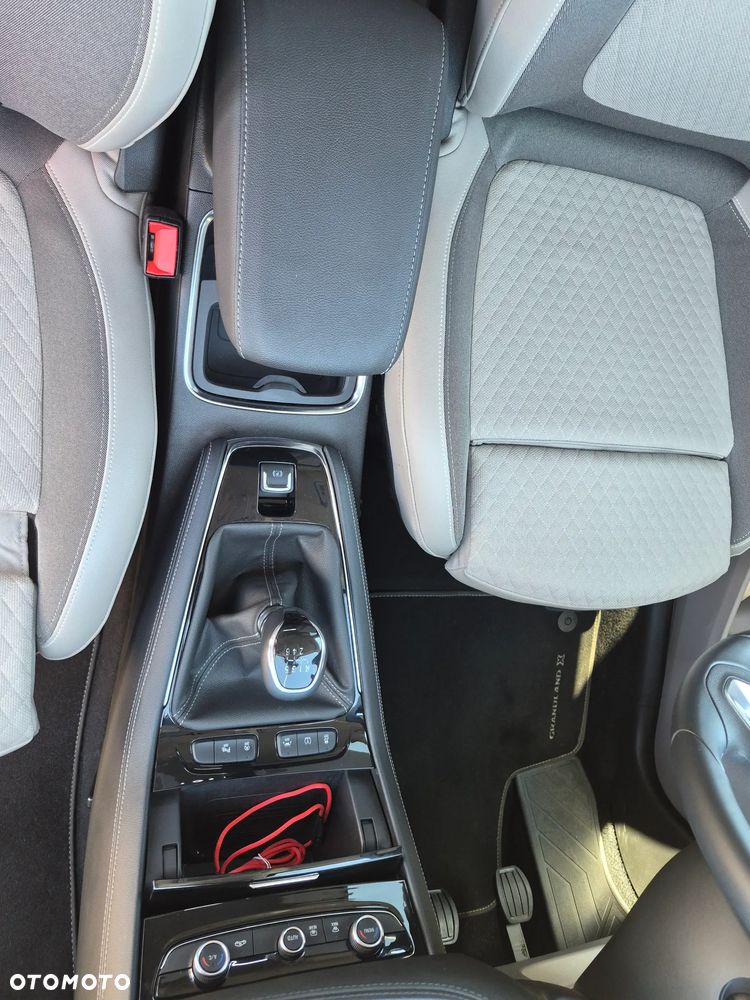 Opel Grandland X 1.2 T Innovation S&S - 22