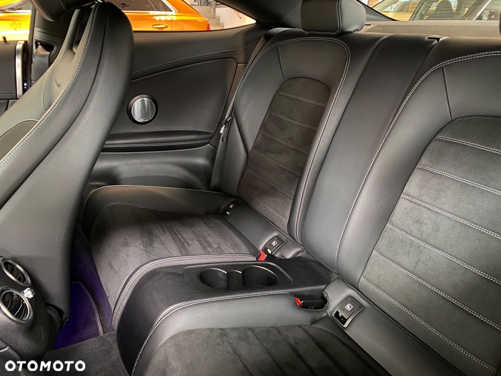 Mercedes-Benz Klasa C 220 d 4Matic 9G-TRONIC AMG Line - 31