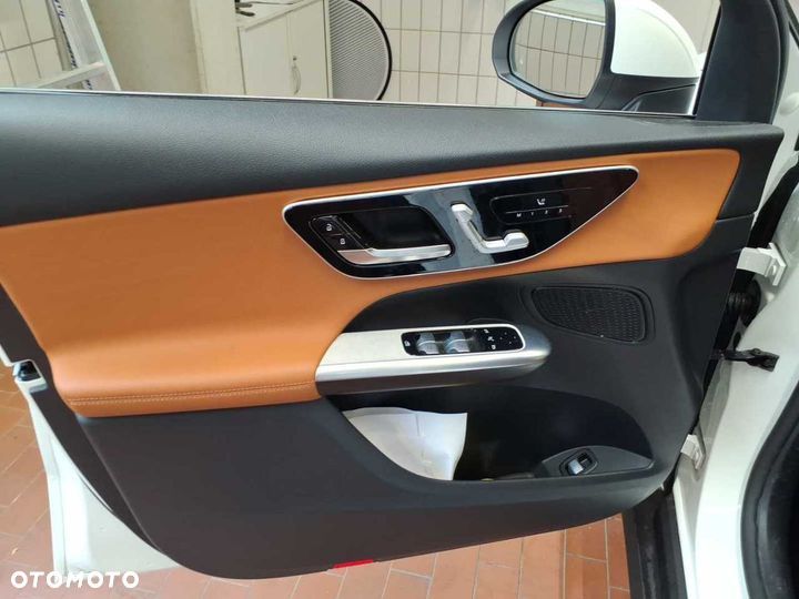 Mercedes-Benz GLC 220 d 4Matic 9G-TRONIC Edition Avantgarde - 14