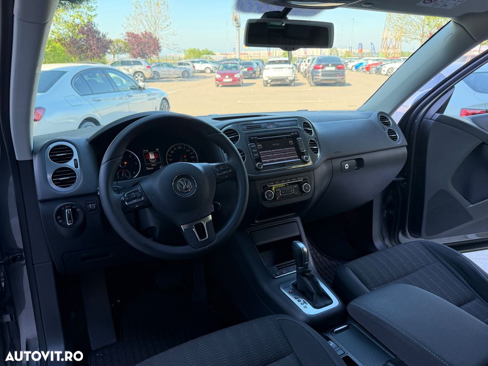 Volkswagen Tiguan 2.0 TDI DPF 4Motion BlueMotion Technology DSG Sport & Style - 13